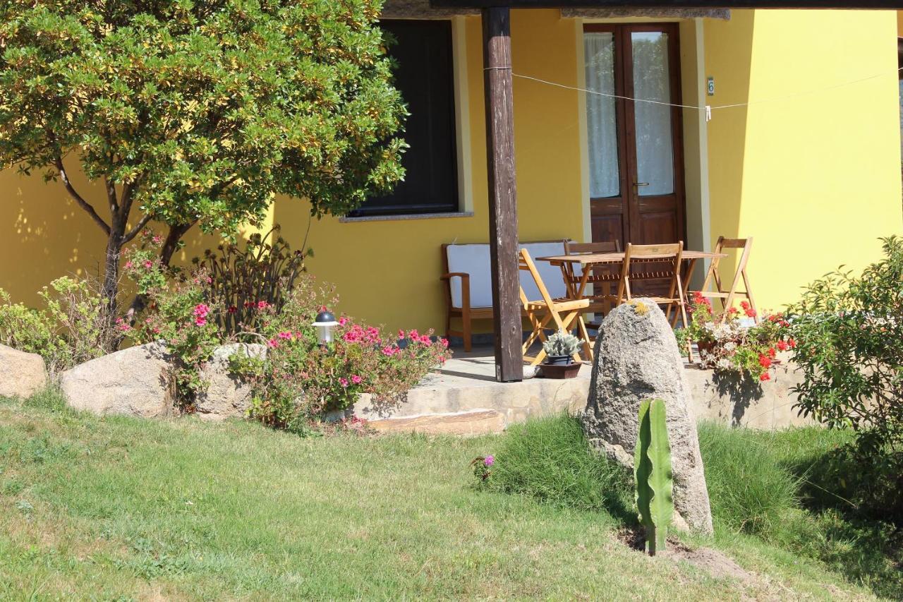 Agriturismo Campesi Casale Tra Le Vigne Aglientu Esterno foto