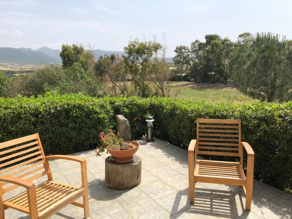 Agriturismo Campesi Casale Tra Le Vigne Aglientu Esterno foto